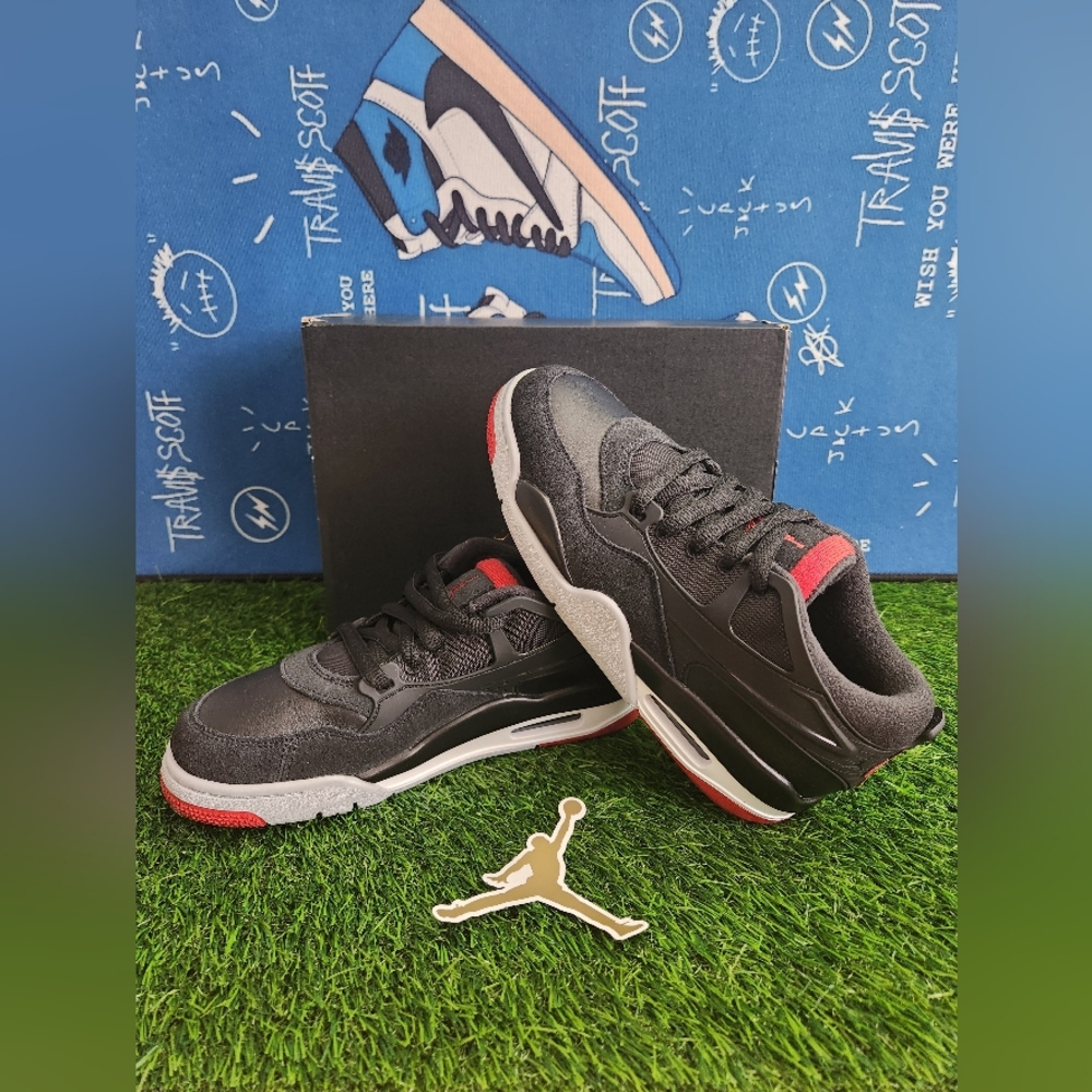 Jordan Men's Black and Red Sneakers